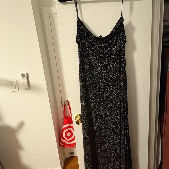 Banana Republic Dresses & Skirts - Banana Republic Black and White Maxi Dress